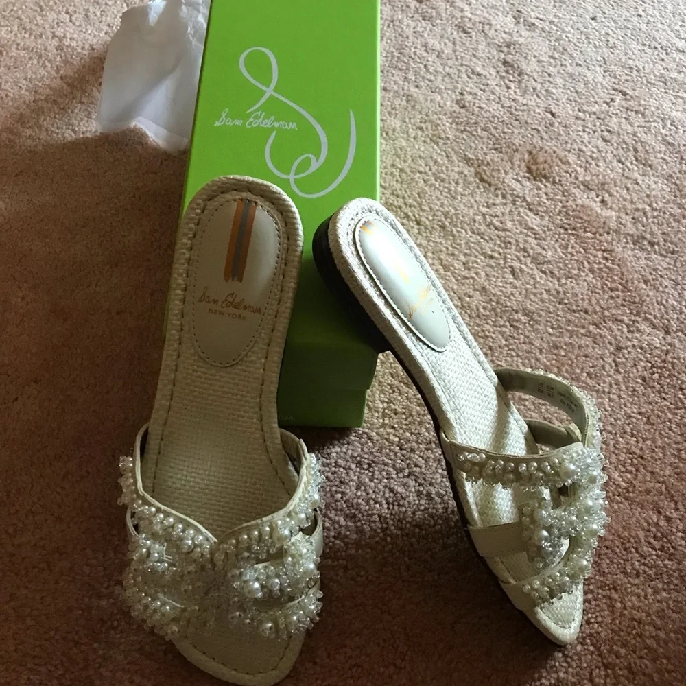 Sam Edelman beautiful flats with bead and pearls - Picture 2 of 15